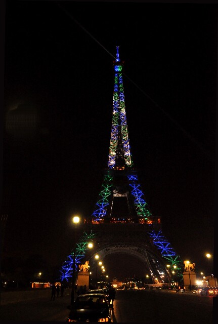 min 2009 12 14 paris night 050